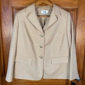 NWT Le Suit Woman Classic Blazer Jacket